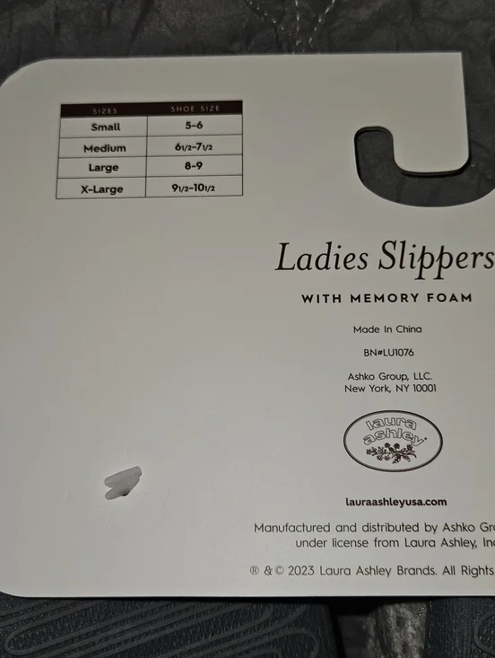 Laura Ashley NEW Memory FOAM Slippers Size Large (8-9) - Picture 4 of 8